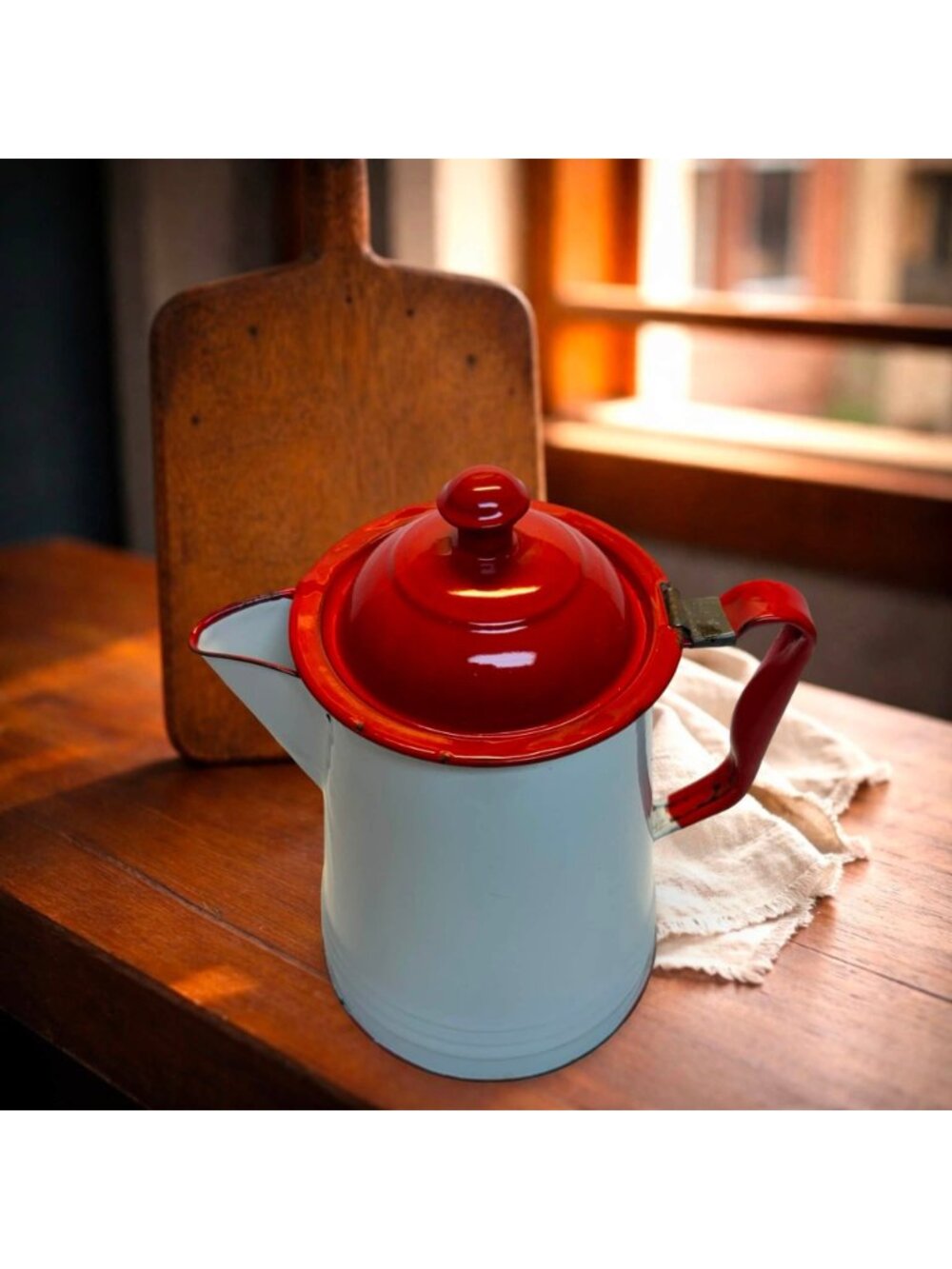 Vintage Red & White Enamelware Coffee Pot With Lid – Rustic Farmhouse Décor Piec - Picture 4 of 8
